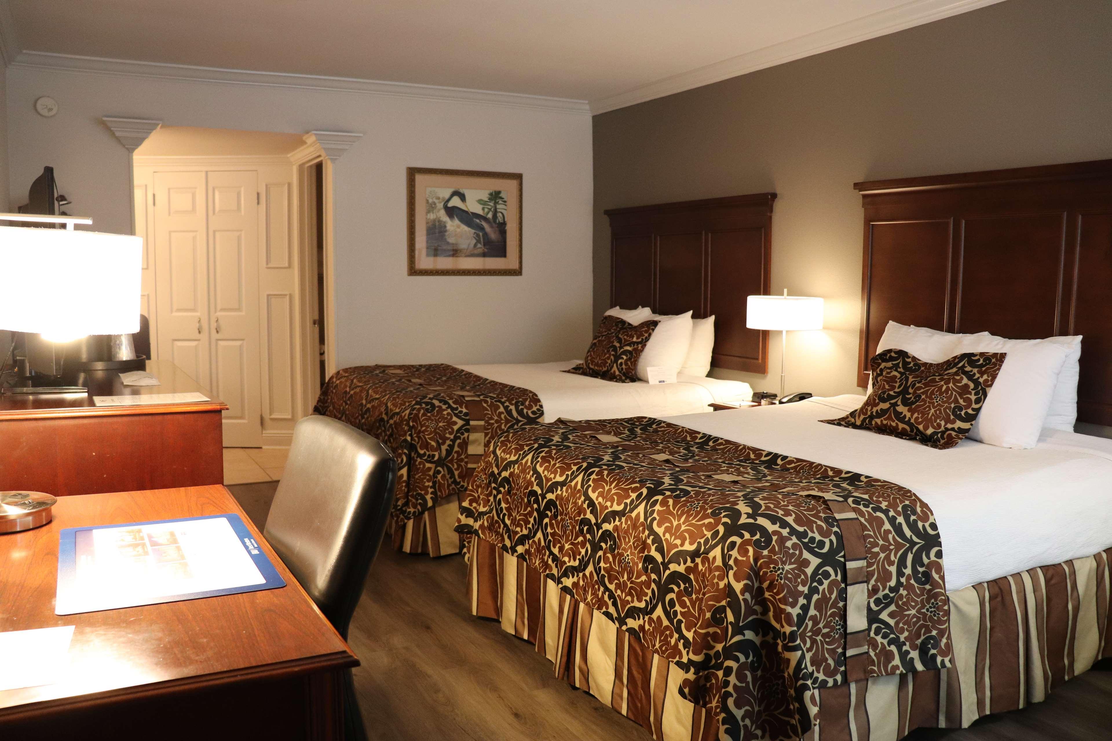 Best Western Plus Westbank Harvey Buitenkant foto