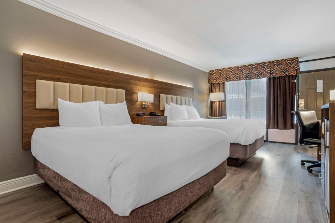 Best Western Plus Westbank Harvey Buitenkant foto
