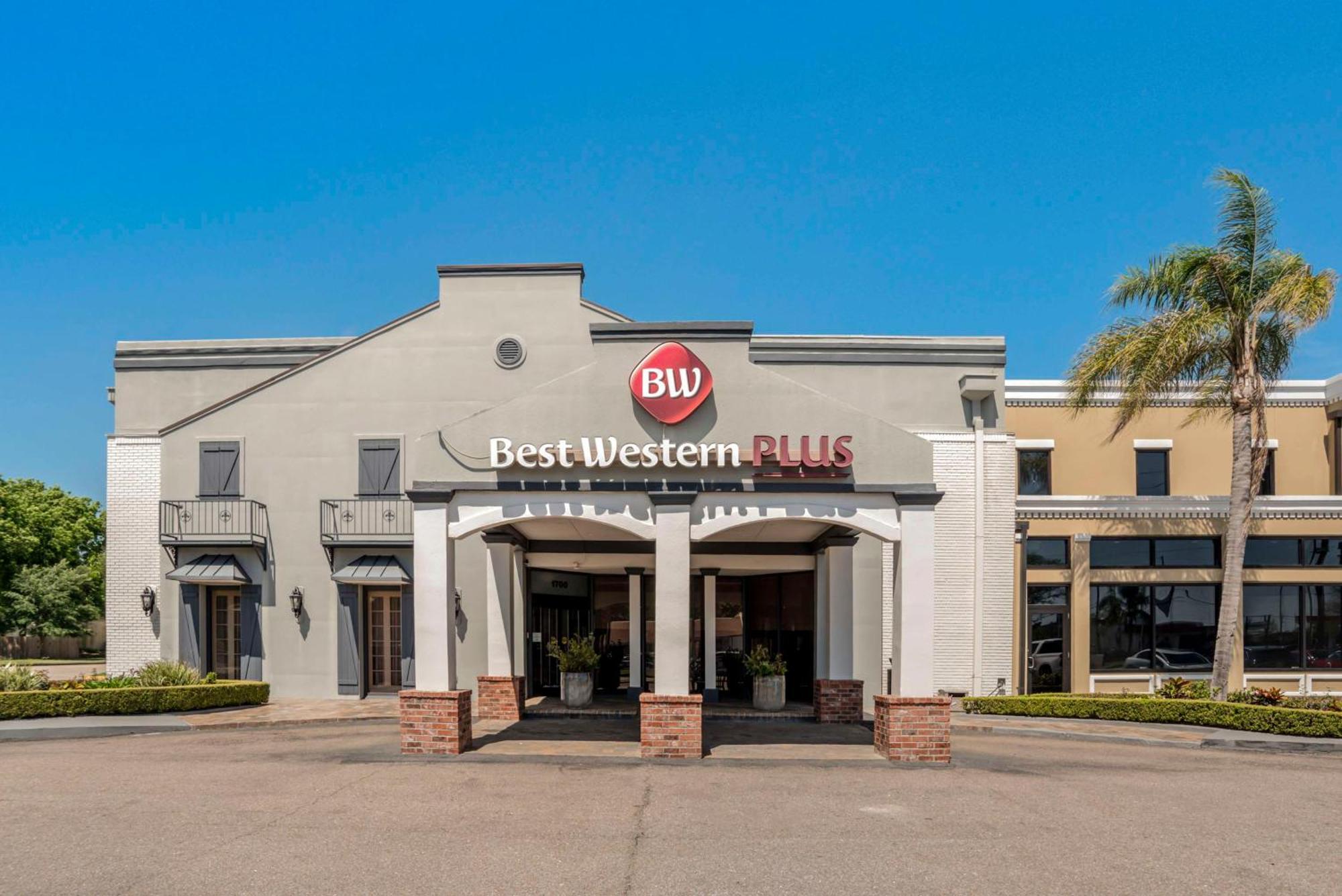 Best Western Plus Westbank Harvey Buitenkant foto