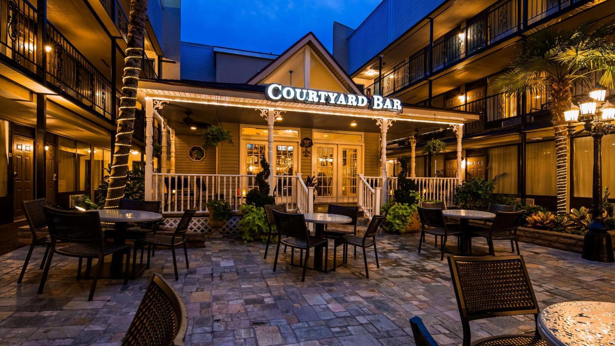 Best Western Plus Westbank Harvey Buitenkant foto