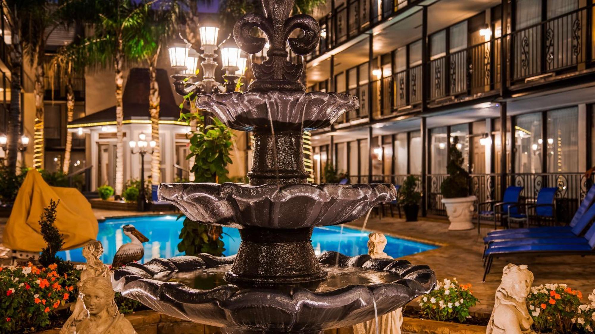 Best Western Plus Westbank Harvey Buitenkant foto